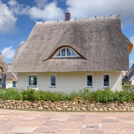 בית נופש Wanderfalke - Mit Kamin Und Sauna Fuer 8 Personen